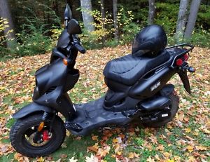 Roughhouse 50 Moped w/ helmet-Great Condition!!