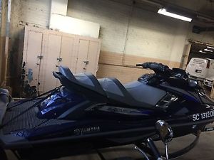 yamaha fx cruiser svho 2014 (34hrs) trailer included- price negotiable