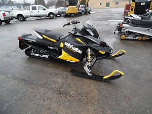 2012 Ski-Doo MXZ RENEGADE