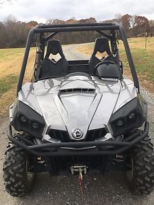 2012 Can Am Commander 1000 XT 4x4 ( 62 hours and 300 miles ) titled