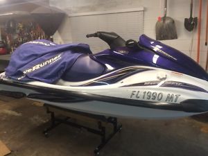 2004 Yamaha FXHO waverunner jet ski