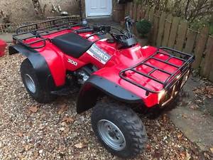 HONDA TRX 300 BIG RED QUAD BIKE / ATV - 2002 EXCELLENT CONDITION 2X4 WD BIG RED