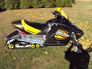2003 Skidoo MXZ 600 High Output Snowmobile Mint Cond Must See!