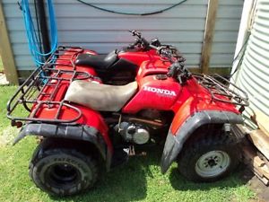 Honda  ATV quad bike 300 FOURTRAX STARTER MOTOR NEED REPAIR