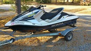 2004 Honda Aquatrax R-12x