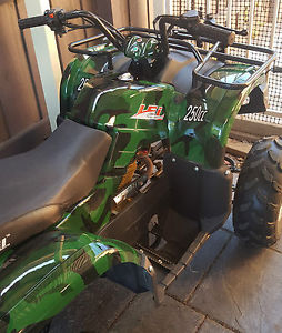 250 QUAD BIKE LIKE NEW