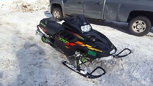 2001 Arctic Cat Zrt 800 and 2 Place snowmobile trailer.