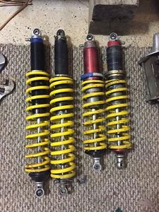 Penske 8100 aluminum body dirt modified late model racing shocks