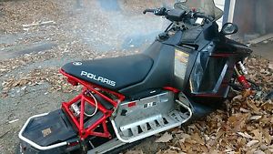 Snowmobile Polaris rush 600