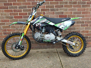 M2R KMX 160 MX PIT BIKE/ DIRT BIKE 155Z HIGH OUTPUT ENGINE, TRACK VERSION