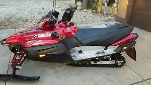 YAMAHA  RX1 SNOWMOBILE