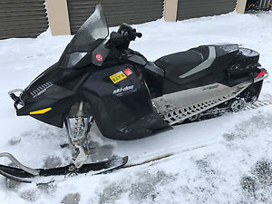 2009 Ski-Doo REV-XR SUPER CLEAN LIKE NEW
