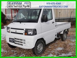 2010 Mitsubishi 4X4 Mini Truck