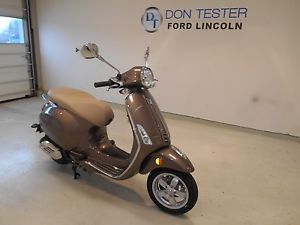 2015 Vespa Primavera 150 *NO RESERVE*