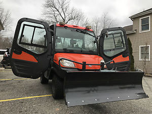 SUPER CLEAN KUBOTA RTV110 4X4 DIESEL,HARD CAB,COLD AC,HEATER,BRAND NEW PLOW,WINC