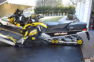 2009 Ski-Doo MXZ Renegade