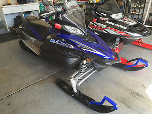 Yamaha Snowmobile 2011 Apex XTX