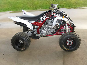 Yamaha Raptor 700R SE 2008 Road Legal TILTON ATV   1 owner,  Warranty Red /White
