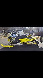 2016 Ski Doo Xrs Renagade.