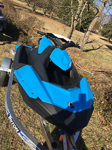 2016 SEA DOO SPARK BASE 900 ACE 2 UP 2 SEATER BLUEBERRY
