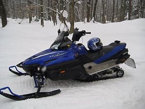 2006 yamaha vector snowmobile