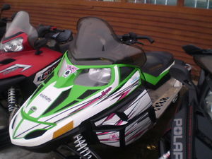 2014 PreOwned Arctic Cat F5 sled snowmobile green low miles elec.-start reverse