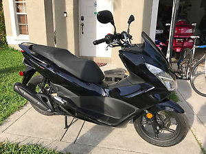 2015 HONDA  PCX150F BLK