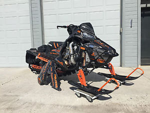 2017 Polaris 800 AXYS RMK w/Boondocker Sidekick Turbo