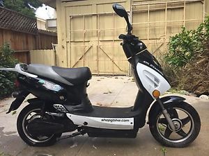 20150000 Other Makes gbike city black and white