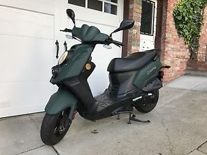 2014 Genuine Hooligan 170i - great condition, low mileage ( 1500 miles)