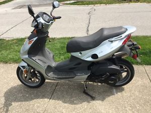 Excellent 2002 Malaguti F 18 Warrior 150cc Scooter