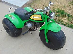 RARE GREEN ORIGINAL 1972 HONDA US90  US 90 3-WHEELER VINTAGE AIR PUMP TOOL KIT