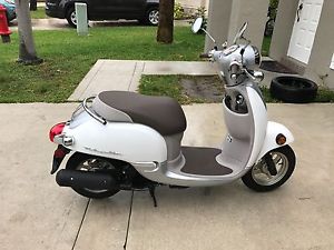 2015 HONDA NCH50F METROPOLITAN