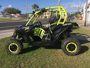 2015 Can-Am Maverick™ X® ds 1000R Turbo