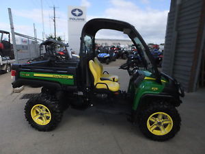 John Deere Gator XUV 825i (not a Polaris)