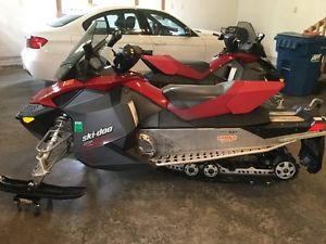 2008 skidoo snowmobiles 800R GSX Limited and 600 HO SDI GSX Limited