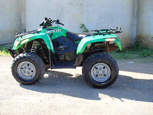 2011 Arctic Cat AMERICAN MADE 700 4X4 ARCTIC CAT