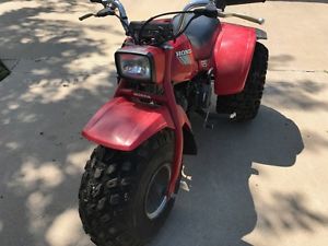 1985 Honda 125m with title