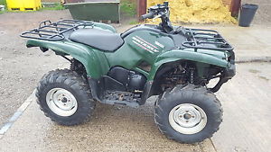 Yamaha grizzly 550fi 2010 quad . Atv . 2 & 4wd with difflock.